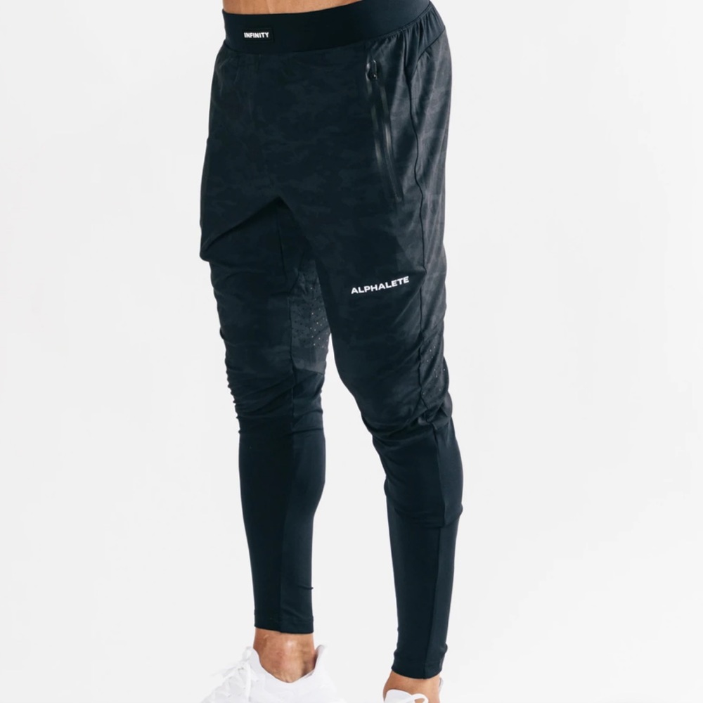 COPY - Alphalete Infinity Tech Pants